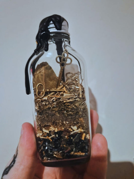 Hekate Devotional Bottle / Crossroads Goddess Offering / Altar Jar Vial Witchcraft